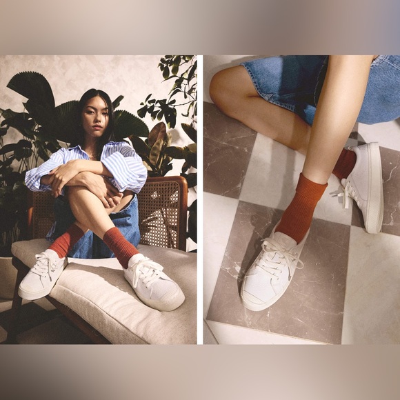 Cariuma OCA Low White Premium Leather Sneaker - Picture 3 of 8